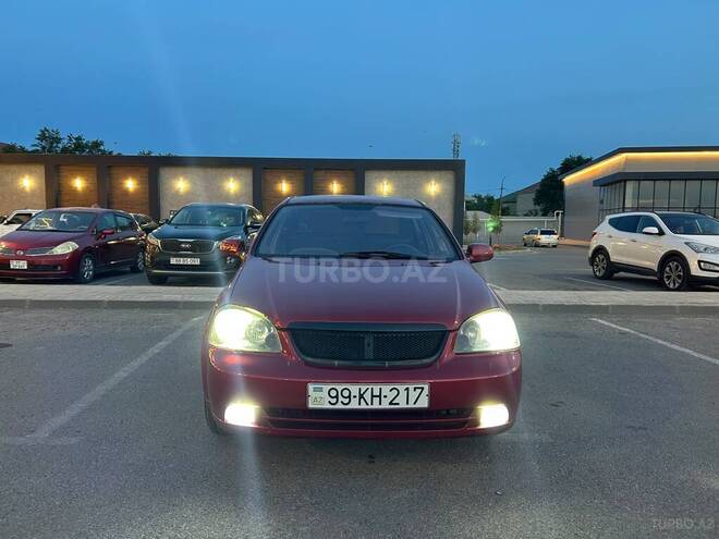 Chevrolet Lacetti-1
