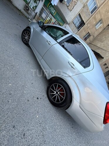 Chevrolet Aveo-4