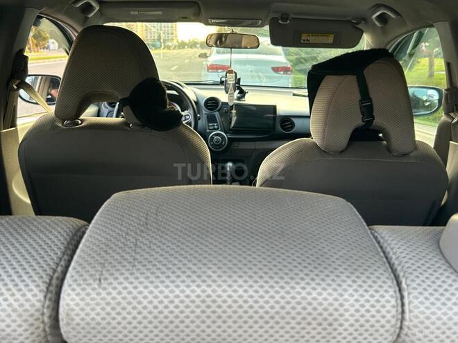 Honda Insight-4