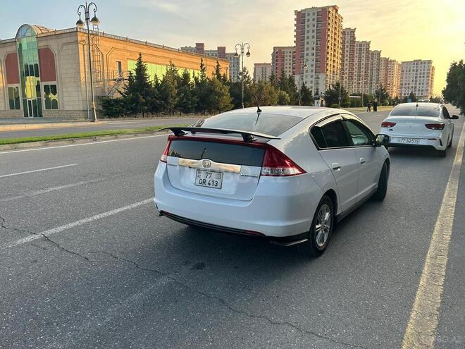 Honda Insight-3