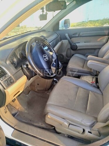 Honda CR-V-6