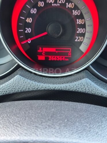 Kia Cerato-11