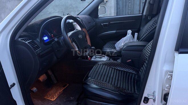 Hyundai Santa Fe-8