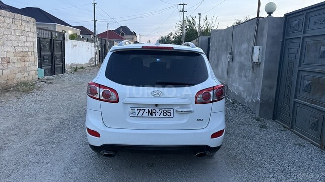 Hyundai Santa Fe-6