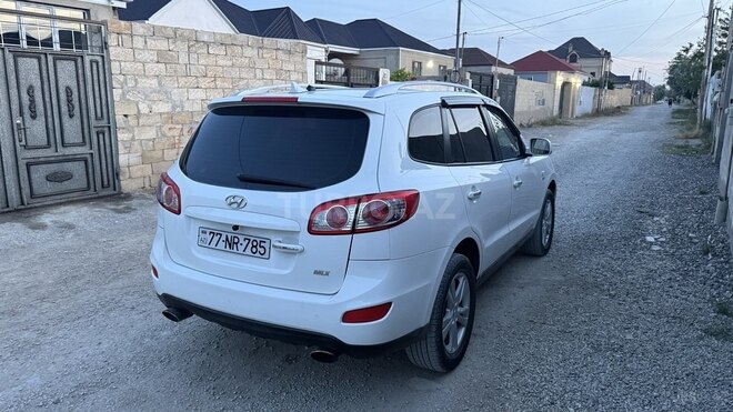Hyundai Santa Fe-7