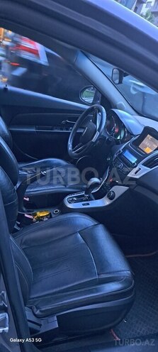 Chevrolet Cruze-9