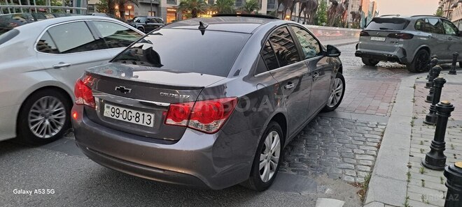Chevrolet Cruze-15
