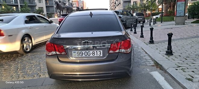Chevrolet Cruze-16