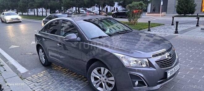 Chevrolet Cruze-20