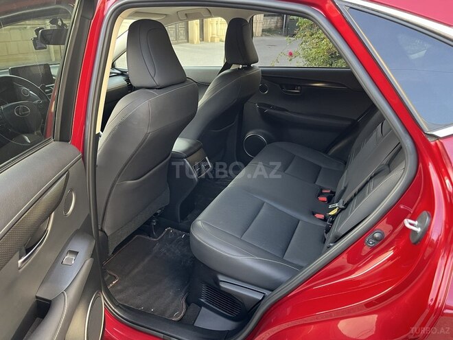 Lexus NX 300-9