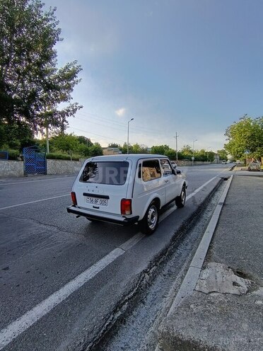 LADA (VAZ) Niva-2