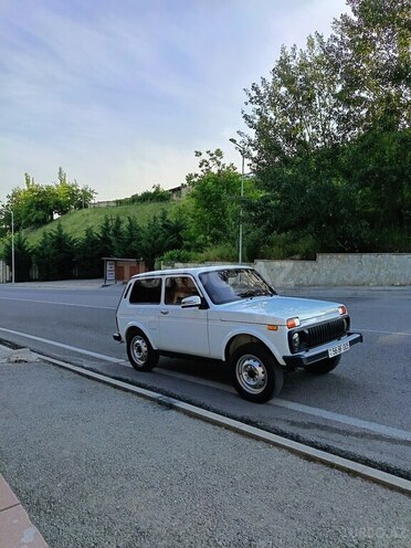 LADA (VAZ) Niva-1
