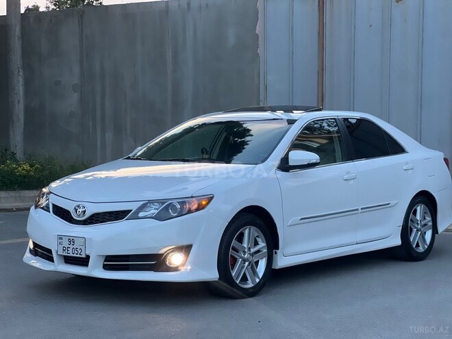 Toyota Camry-3