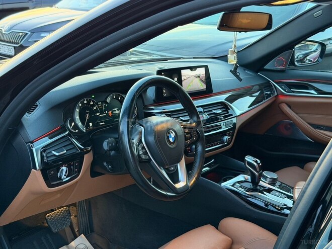 BMW 530-12