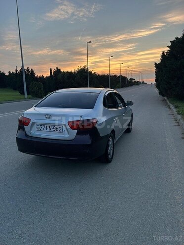 Hyundai Avante-7