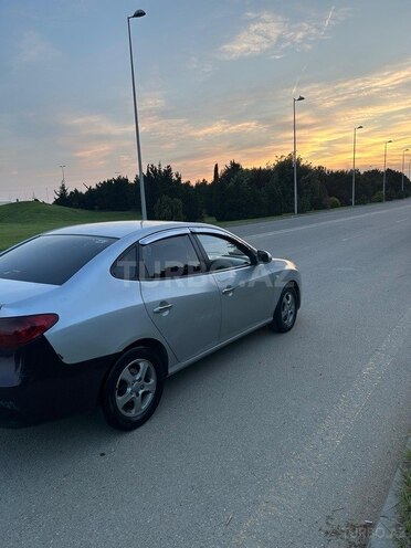 Hyundai Avante-8