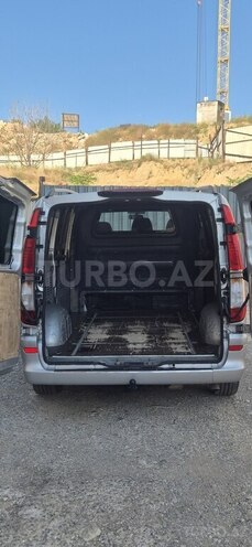 Mercedes Vito-8