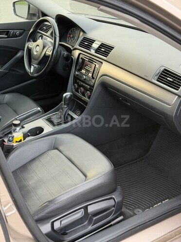 Volkswagen Passat-14