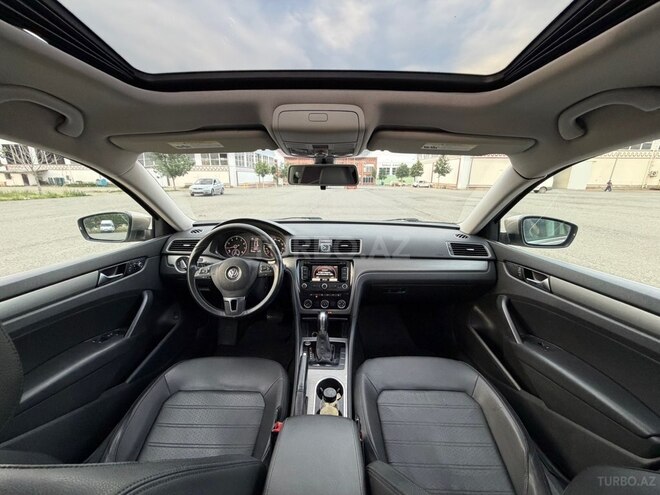 Volkswagen Passat-15