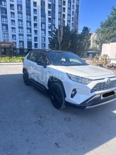 Toyota RAV4-2