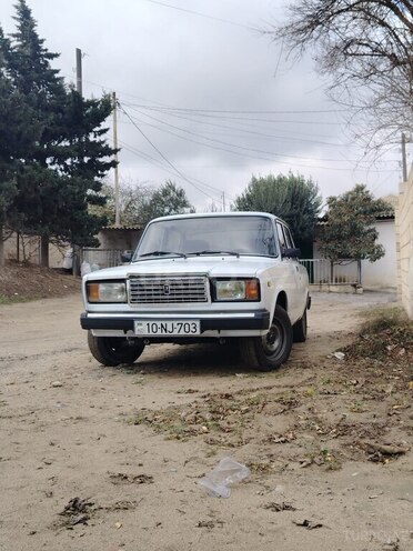 LADA (VAZ) 2107-1