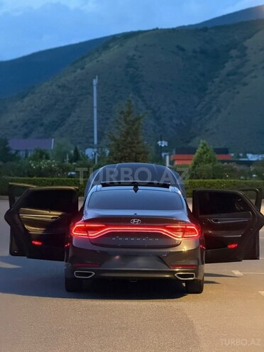 Hyundai Grandeur-18