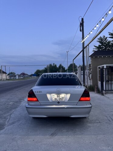 Mercedes C 240-3