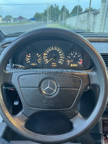 Mercedes C 240-7