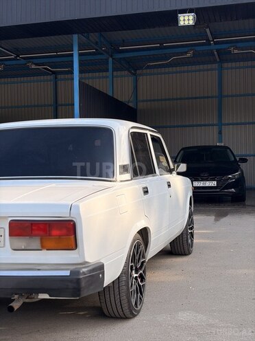 LADA (VAZ) 2107-8
