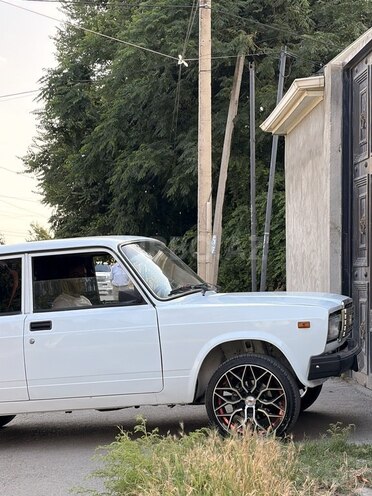 LADA (VAZ) 2107-3