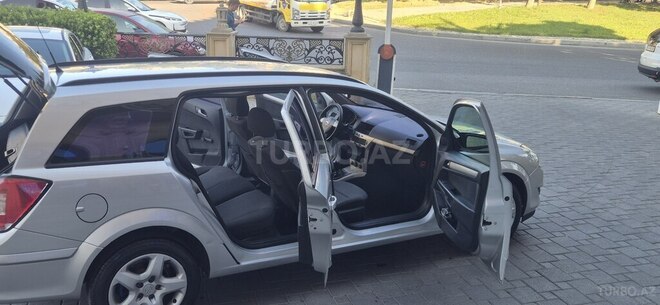Opel Astra-9