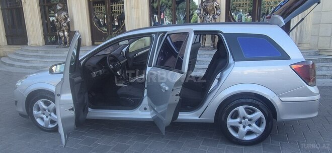 Opel Astra-10
