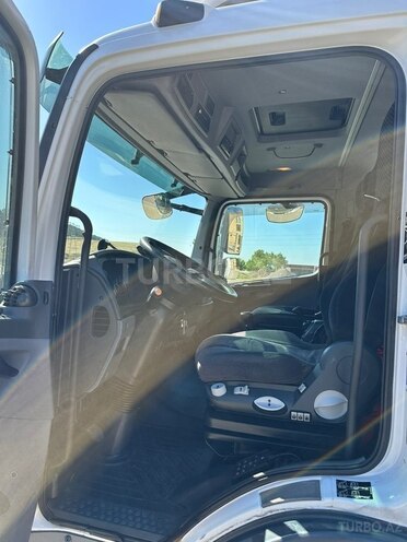 Mercedes Atego 818-7