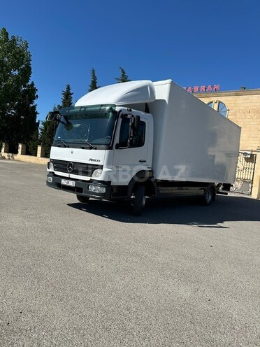 Mercedes Atego 818-2