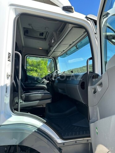 Mercedes Atego 818-11