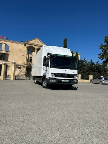 Mercedes Atego 818-1