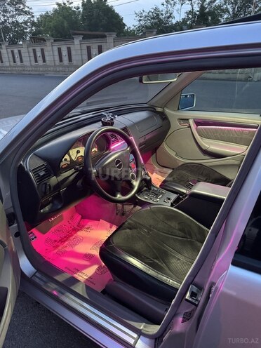 Mercedes C 230-8