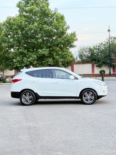 Hyundai ix35-6