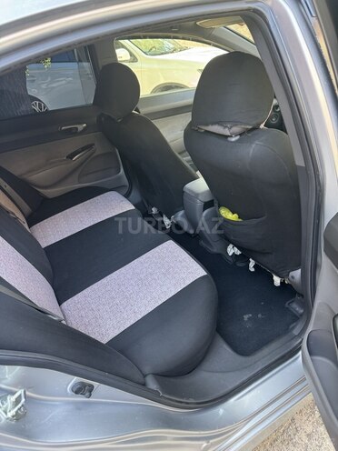 Honda Civic-7