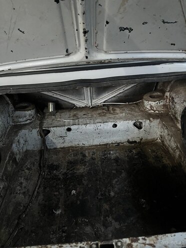LADA (VAZ) 2106-4