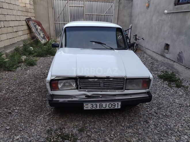 LADA (VAZ) 2107-2