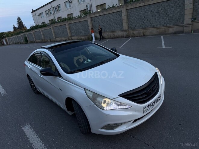 Hyundai Sonata-5