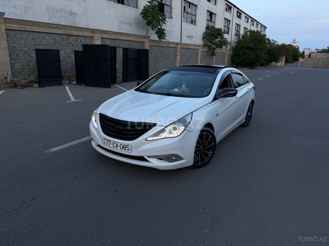 Hyundai Sonata-1