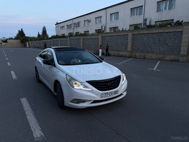 Hyundai Sonata-4