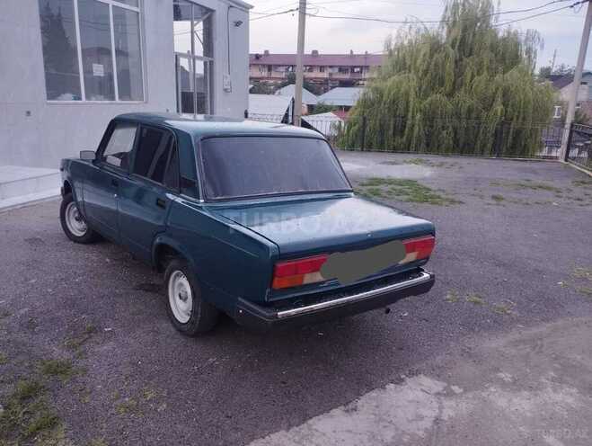 LADA (VAZ) 2107-2