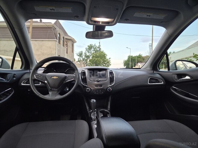 Chevrolet Cruze-14