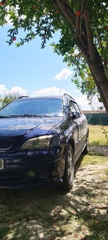 Opel Astra-10