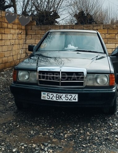 Mercedes 190-1