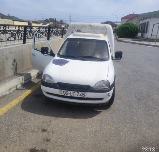 Opel Combo-1