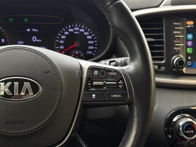 Kia Sorento-9